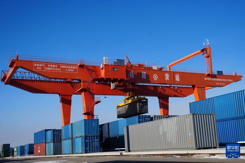中欧班列“东通道”满洲里铁路口岸过货量超2000万吨 中欧班列“东通道”满洲里铁路口岸过货量超2000万吨