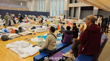 香港大埔火灾救援中的爱心接力 香港大埔火灾救援中的爱心接力