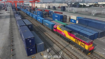 中欧班列历年累计开行突破12万列