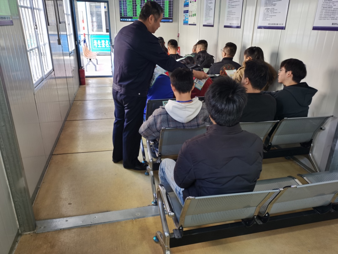 警方提醒：提防驾考路上的“黑中介”