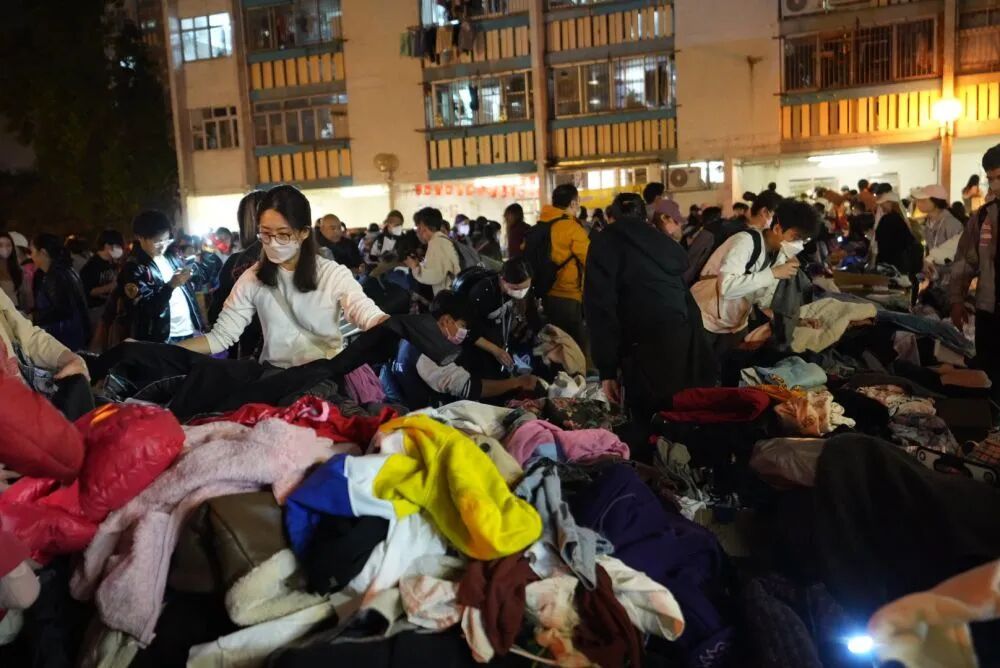 香港大埔火灾灭火工作完成 各界全力以赴支援善后