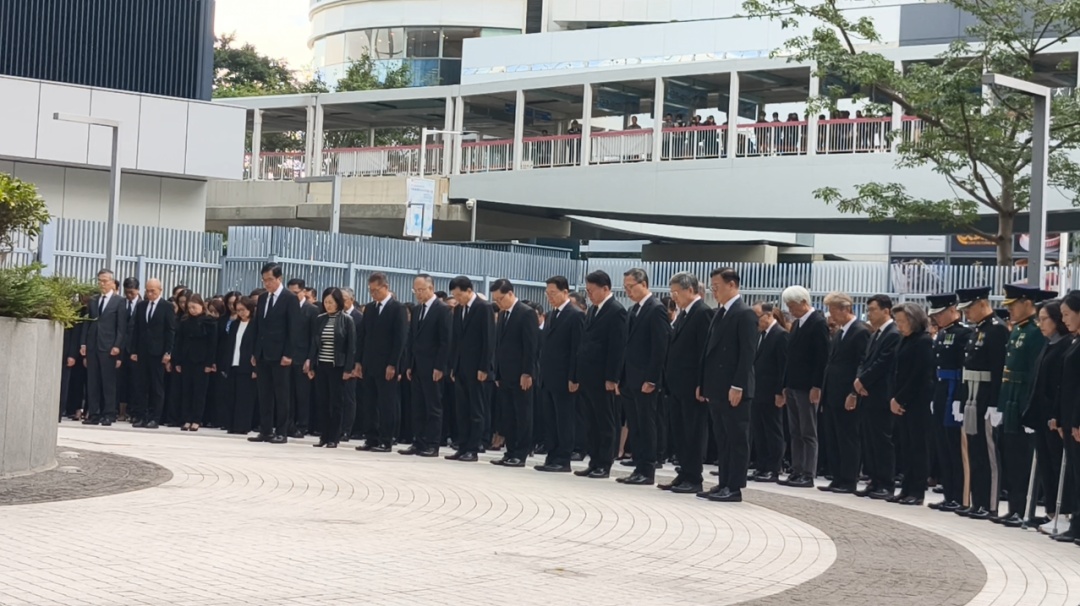 香港降半旗，哀悼遇难人员