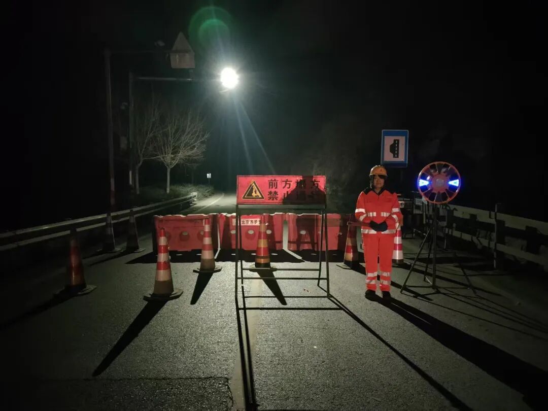 G108国道房山段山体塌方已完成清理