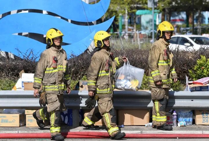 “真的谢谢你，但这些物资是给市民的”