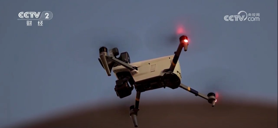 从概念落地成为实景！无人机应用场景“多点开花” 低空经济激活千亿市场