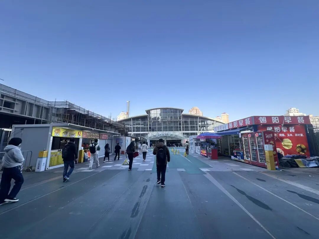 上海26年历史天桥，周日正式拆除！曾是经典取景地，未来规划透露