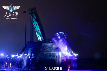 东部战区演练大片