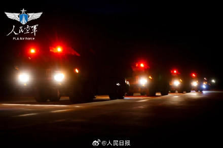 东部战区演练大片