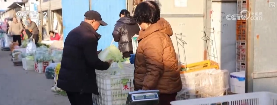 各地细化服务“组合拳”应对降温 保障百姓“菜篮子”“果篮子”稳定供应