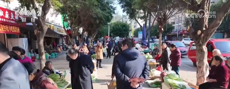 “潮汐摊区” 巧解城市治理难题 “关键小事”见证民生温度