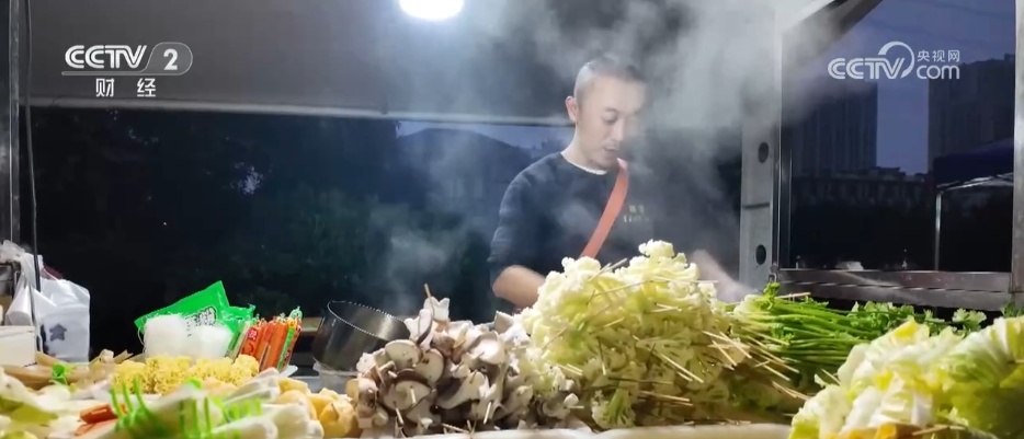 “潮汐摊区” 巧解城市治理难题 “关键小事”见证民生温度