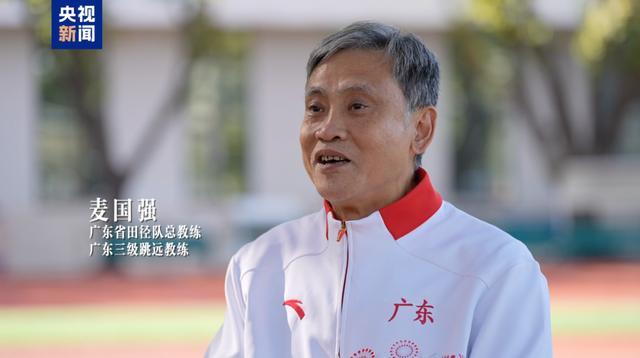 刘景扬和“兼职”教练麦国强，这样练成冠军！