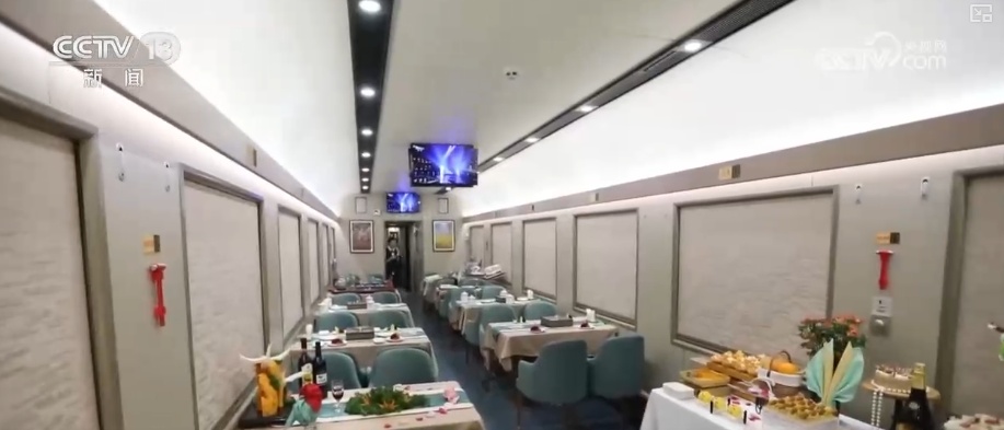 银发经济活力涌动 “科技+服务”催生多样“智”享养老消费新场景