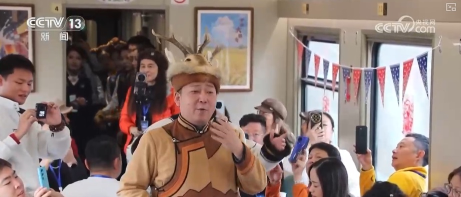 银发经济活力涌动 “科技+服务”催生多样“智”享养老消费新场景