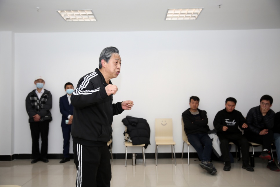 53800学半年，日薪5000？