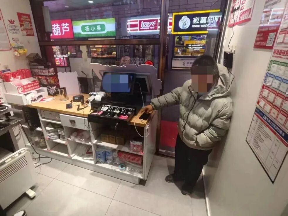 4家商铺被盗！呼和浩特警方：乔某，拘！