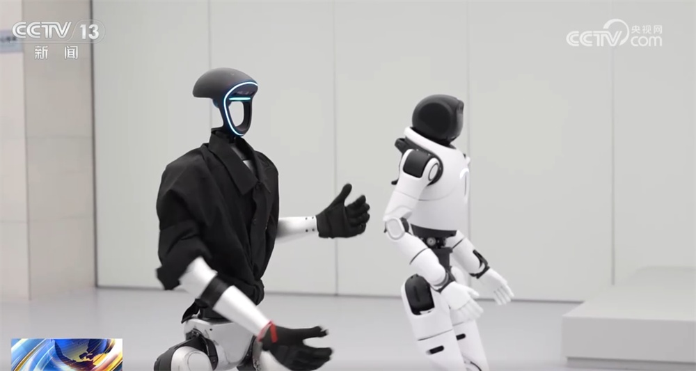 AI赋能让制造业实现精度与效率“双增” “人工智能+”为经济增长注入新动能 AI赋能让制造业实现精度与效率“双增” “人工智能+”为经济增长注入新动能