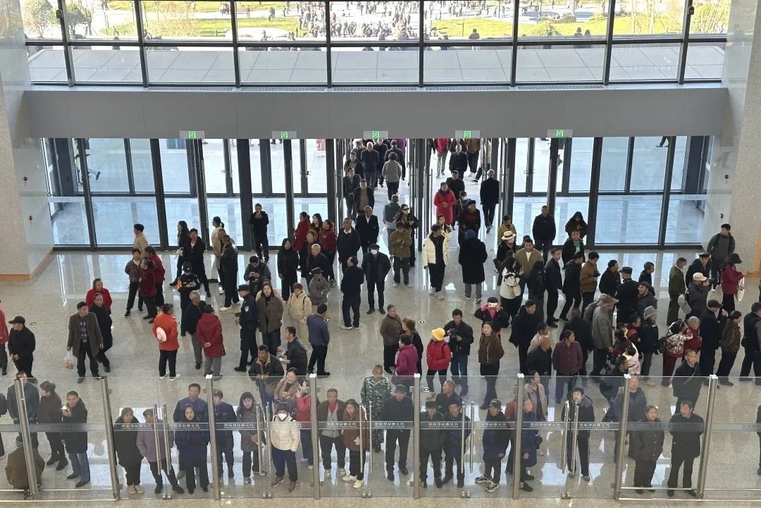 又一条高铁，开通运营！