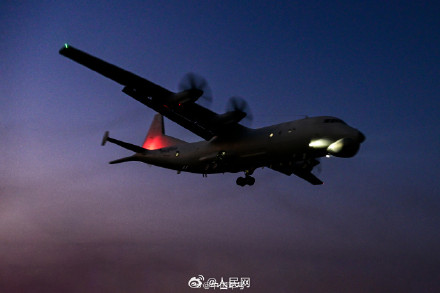 帅！战机披上了晚霞限定皮肤