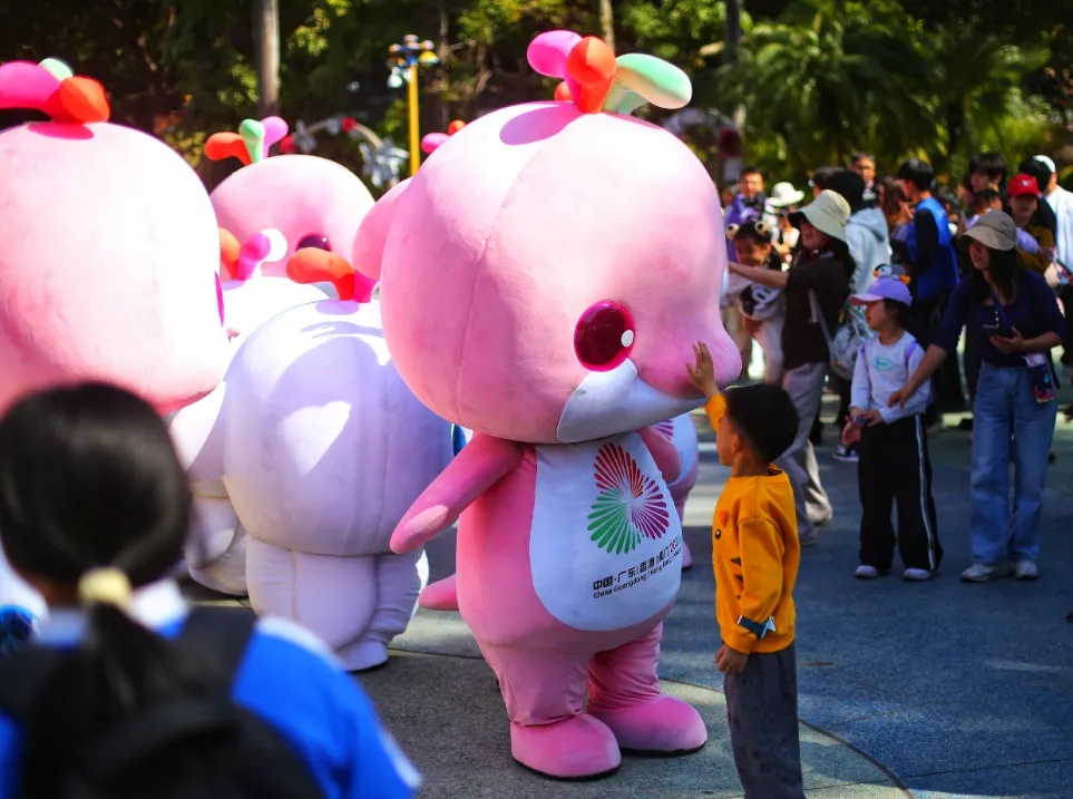 喜洋洋、乐融融，我们为何难说再见