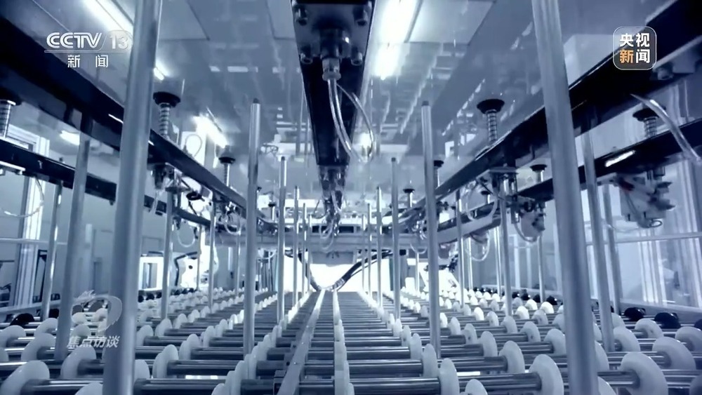 从“跟跑”“并跑”到“领跑” 突破核心技术向着新目标前进