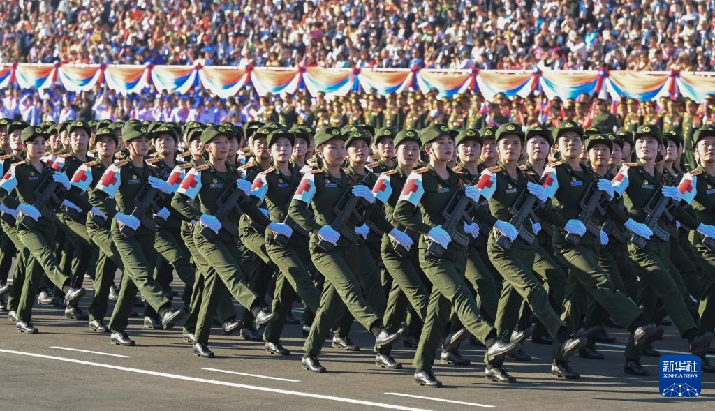 老挝庆祝建国50周年