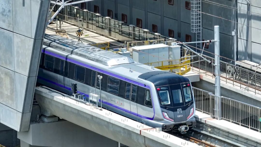 国内首列！“素颜”黑科技列车将在济南地铁8号线投用