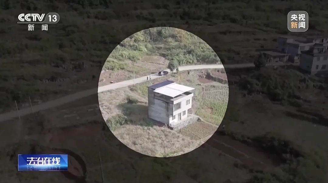 打印机印假钞、用找零换真钞……警方现场查获“20多万”! 打印机印假钞、用找零换真钞……警方现场查获“20多万”!