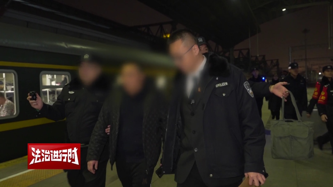 老赖突然现身!北京执行法官:拦截! 老赖突然现身!北京执行法官:拦截!