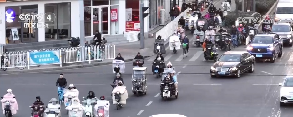 大范围寒潮天气来袭 多地气温创下半年来新低
