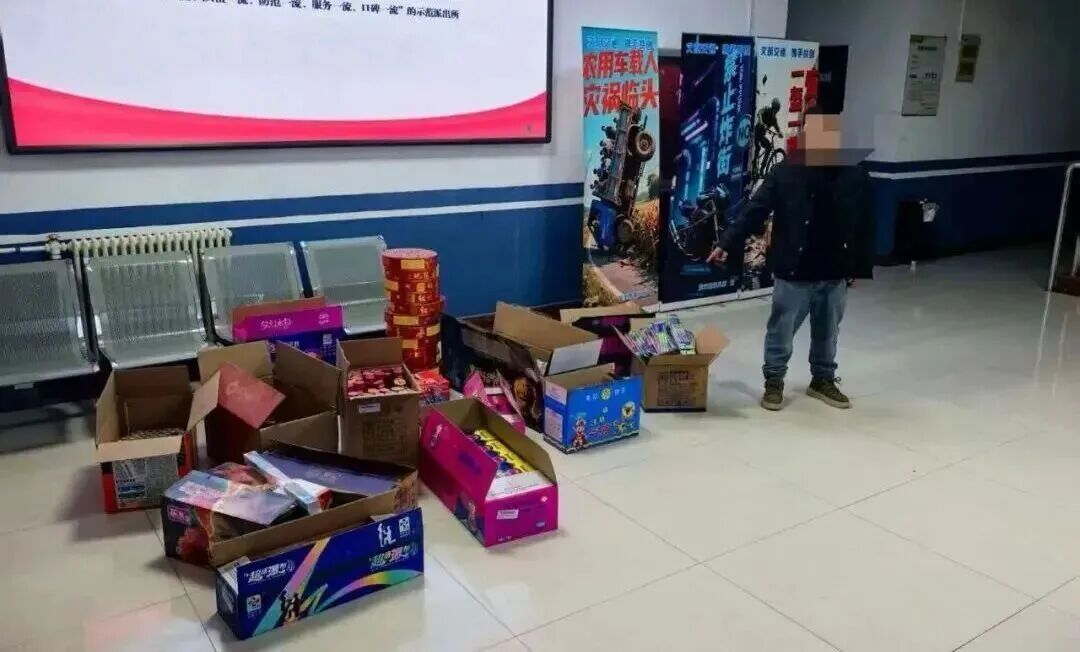 西安警方：许某，行拘！