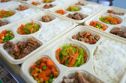 高铁餐食,上新特色菜! 高铁餐食,上新特色菜!