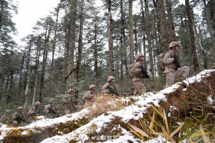 走起!带你看墨脱边防军人的巡逻路 走起!带你看墨脱边防军人的巡逻路