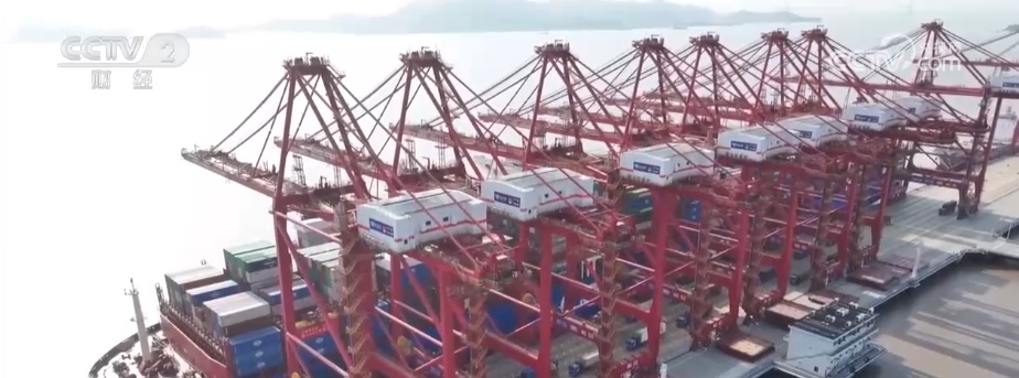 首破4000万、再破5000万，“加速跑”！透视港口兴旺景象 “数”说外贸强劲活力