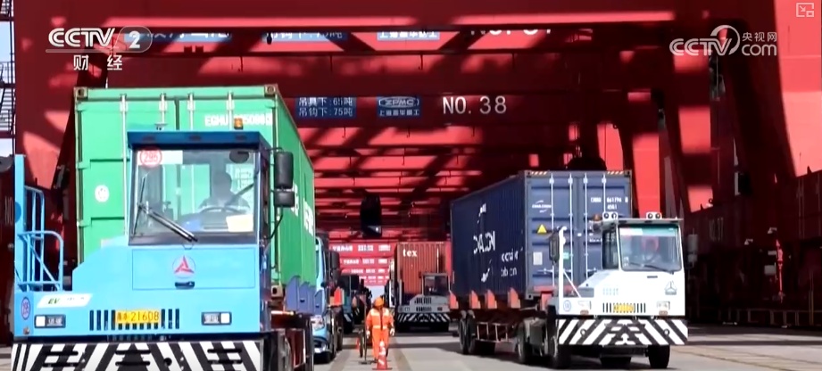 首破4000万、再破5000万，“加速跑”！透视港口兴旺景象 “数”说外贸强劲活力