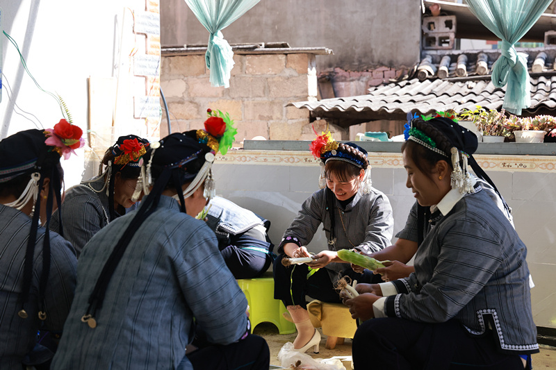 云南墨江：哈尼族“十月年”里共享丰收