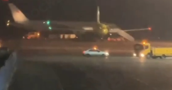 又是波音!两架客机空中发生故障 又是波音!两架客机空中发生故障