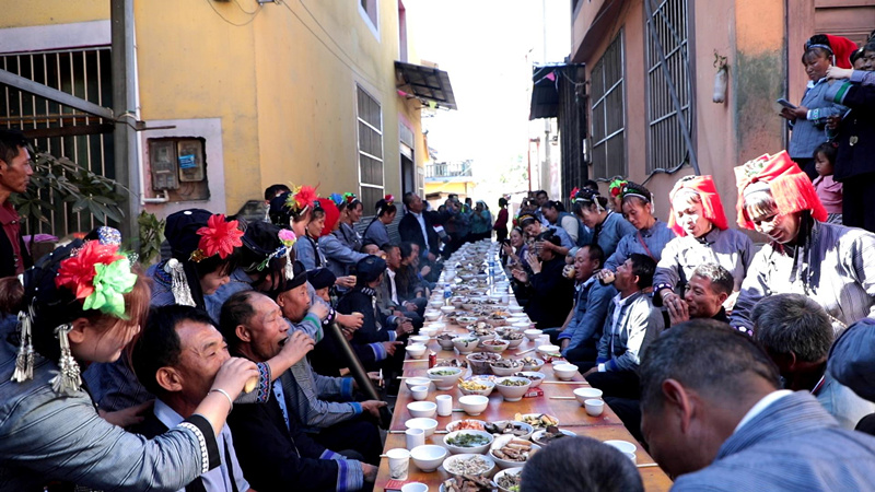 云南墨江：哈尼族“十月年”里共享丰收