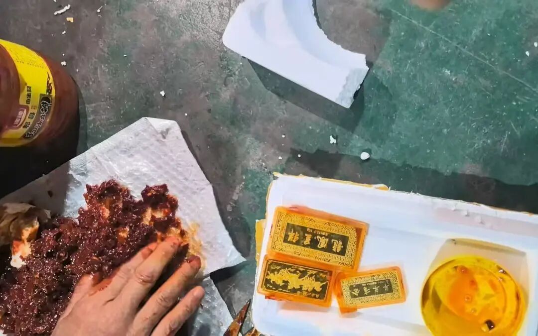 什么辣椒酱价值10万，民警非要跨省拦截？