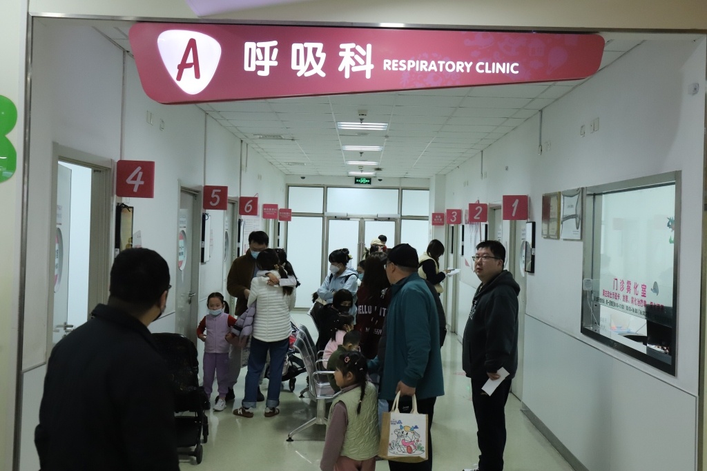 上海流感活动强度上升，专家：当前重症发生率较低，患儿应好透了再返校