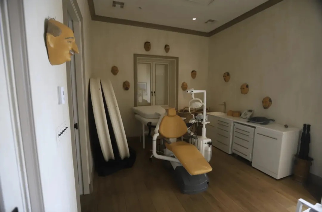 爱泼斯坦私人岛内部照，首次公布