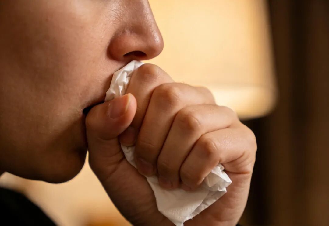 不吸烟竟查出肺癌晚期!“祸首”竟是它!医生:这些症状需警惕 不吸烟竟查出肺癌晚期!“祸首”竟是它!医生:这些症状需警惕