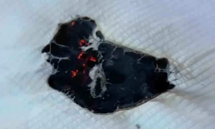 燃烧后可达800℃ 消防实验告诉你高空抛烟头有多危险