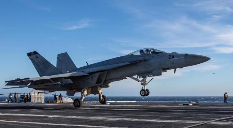 美军3架坠海“超级大黄蜂”战机未找回