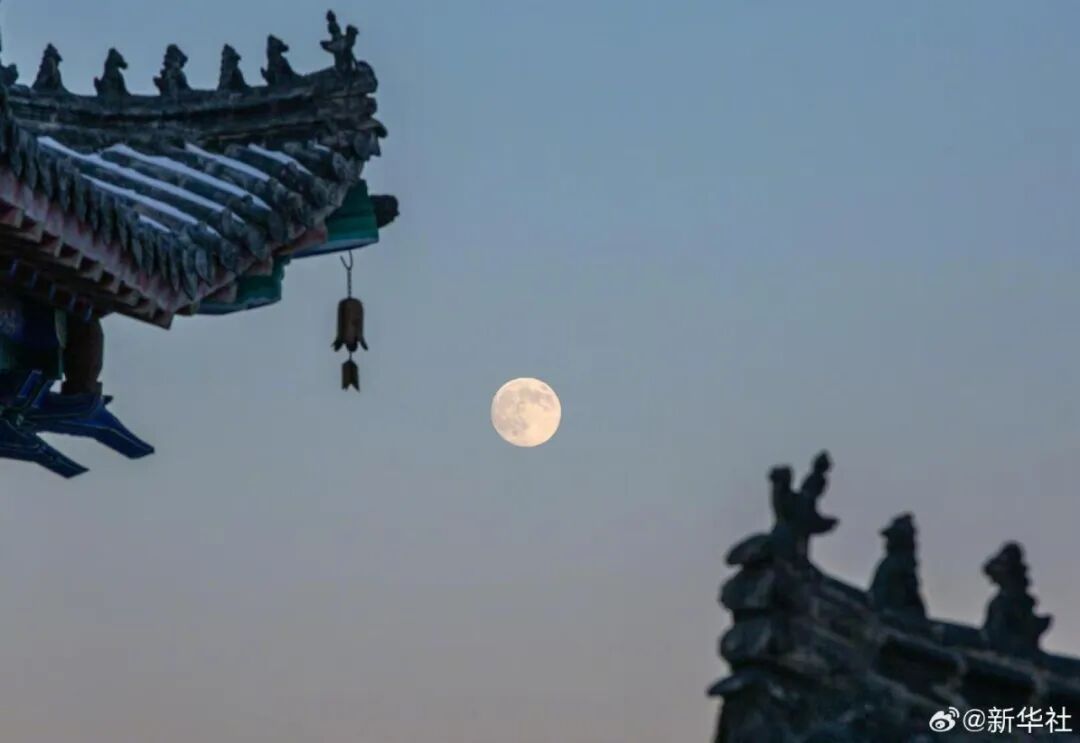 今年最后一次“超级月亮”现身,高清大图来了 今年最后一次“超级月亮”现身,高清大图来了