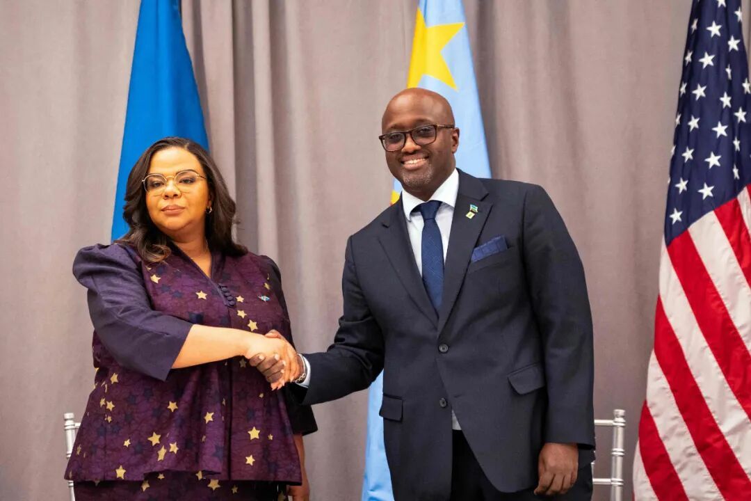 刚果（金）和卢旺达两国总统正式签署和平协议，以期结束长达30年的冲突