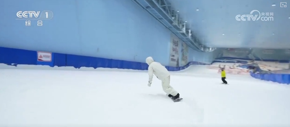 突破！热情！升温！透过关键词多侧面透视中国经济强劲韧性与多元活力