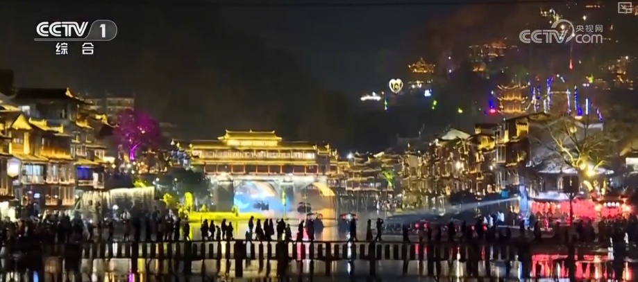 突破！热情！升温！透过关键词多侧面透视中国经济强劲韧性与多元活力