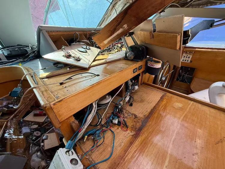 山东籍航海家翟墨的帆船遭破坏性洗劫，本人回应：一切戛然而止