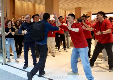 北京第六家Apple零售店正式开业 北京第六家Apple零售店正式开业